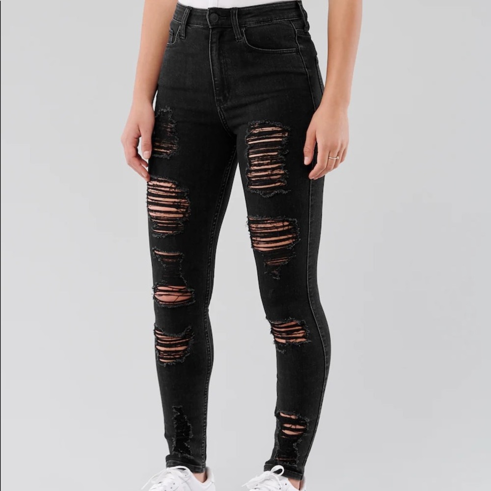 HOLLISTER ultra high rise super skinny black jean